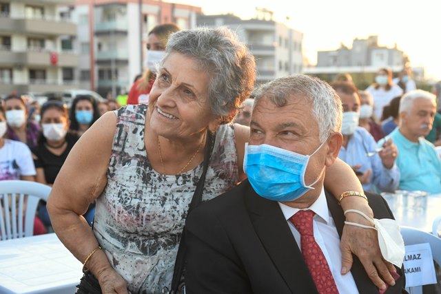 Başkan Karalar’a Ceyhan’da sevgi seli