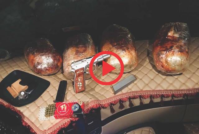 Adana'da 4 kilo 550 gram esrar ele geçirildi