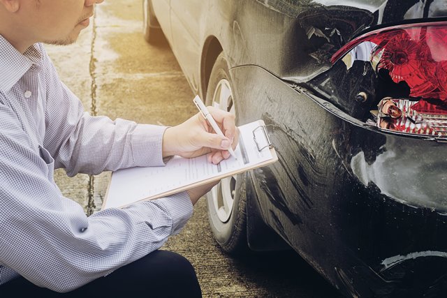 TRAFİK KAZASINDA KUSURLU OLMAK TAZMİNAT ALMAYA ENGEL DEĞİL