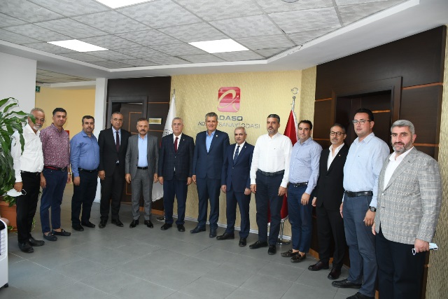 BARUT: "ÜRETEN ÇİFTÇİ DE İSTİHDAM YARATAN SANAYİCİ DE MAĞDUR"