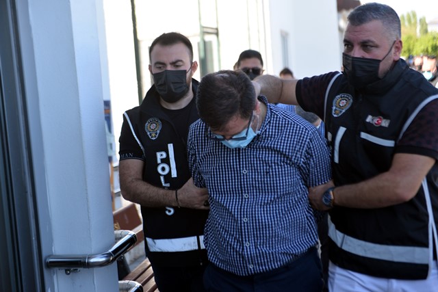 ADANA'DAKİ İHALEYE FESAT OPERASYONUNA 8 TUTUKLAMA