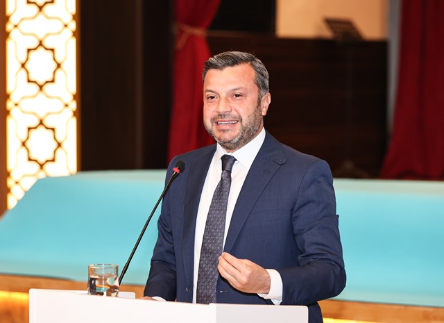 KOCAİSPİR: "MUHTARLAR BİZİM GÖREN GÖZÜMÜZ DUYAN KULAĞIMIZ"