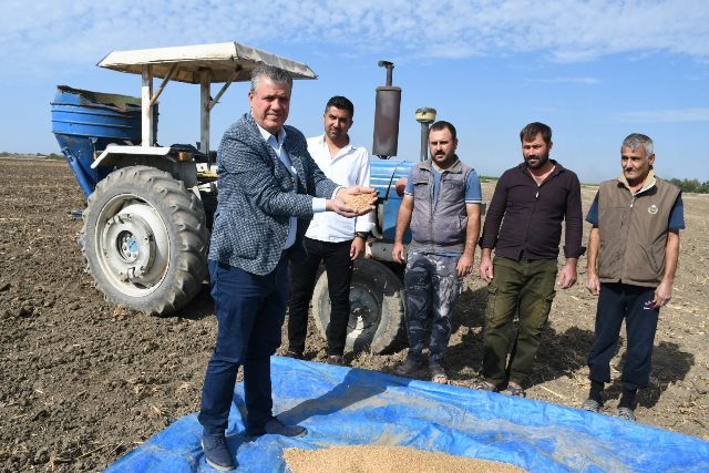 "GÜBRESİZ EKİM VERİM KAYBINA YOL AÇACAK"