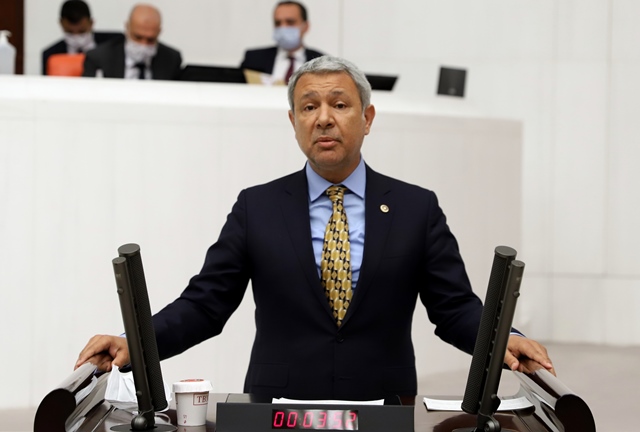 BALIKÇI TEKNELERİ YAKIT ALAMAZ DURUMDA
