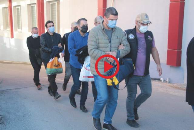 Adana'da FETÖ’den 5 tutuklama