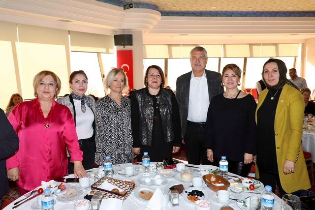 KARALAR: “SİYASET ÜZERİ MÜCADELEYLE BAŞARILI OLABİLİRİZ"