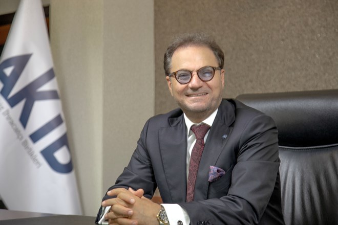 ‘İHRACAT BİRİM DEĞERİNİ ARTIRMANIN YOLU TASARIM VE MARKALAŞMADAN GEÇİYOR’