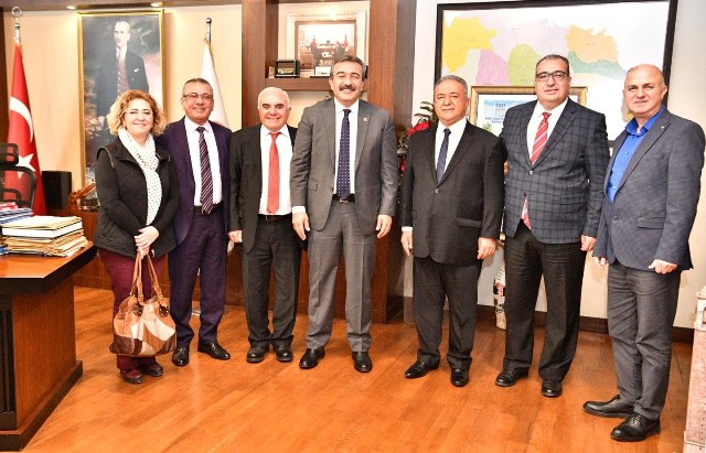 Çetin: "Çukurova’yı kültür sanat kenti yapma yolunda adımlar attık"