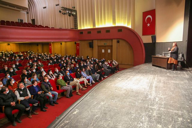 HALK EKMEK BÜFELERİNDE ÇALIŞANLARA İLETİŞİM SEMİNERİ