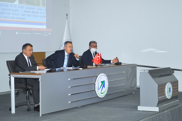 VALİ ELBAN: "378 PROJEDEN 39'U TAMAMLANDI"