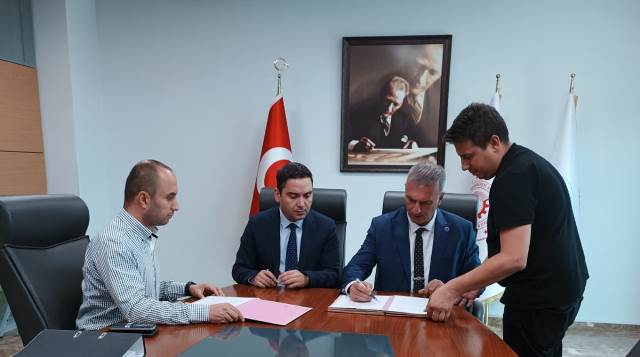 KARATAŞ DENİZYOLU TURİZM YATIRIM FİZİBİLİTESİ PROJESİNDE İMZALAR ATILDI