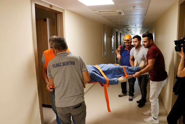 ADANA’DA "HAVA SALDIRISI TATBİKATI"