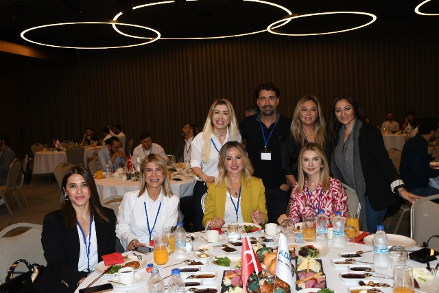 ADANAGİAD ÜYELERİNDEN 'EKONOMİ' BULUŞMASI