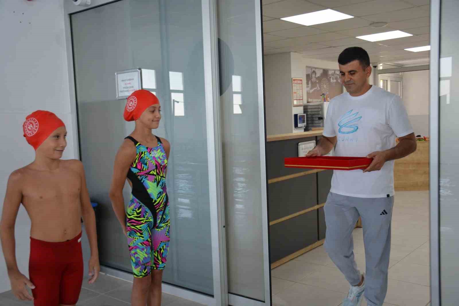 30 AĞUSTOS ZAFER BAYRAMI’NIN 104. YIL DÖNÜMÜ KAPSAMINDA, MANAVGAT GENÇLİK VE SPOR İLÇE MÜDÜRLÜĞÜ TARAFINDAN DÜZENLENEN “ZAFER’E ATILAN KULAÇLAR” ETKİNLİĞİ DÜZENLENDİ.