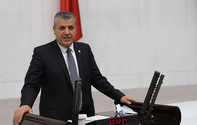 Barut: "Ateş kuşları hangarda bekletiliyor"