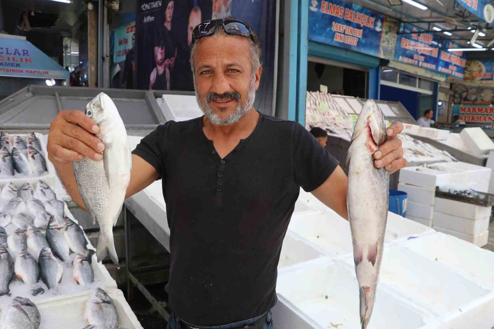 BALIKÇI ESNAFI MURAT ÖZGÜR
