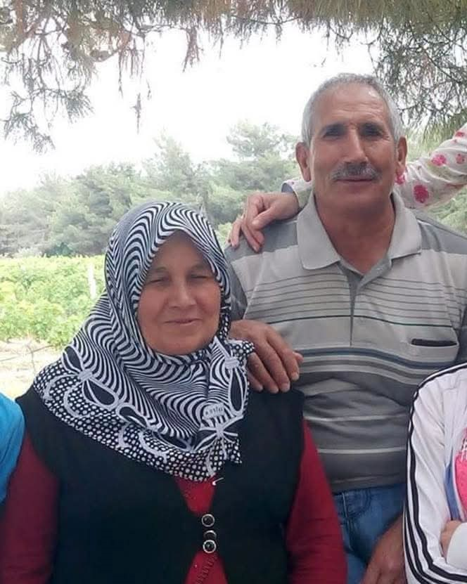 KUZEY KIBRIS TÜRK CUMHURİYETİ’NİN (KKTC) GİRNE KENTİ AÇIKLARINDA MEYDANA GELEN FERİBOT FACİASINDA HAYATINI KAYBEDEN HÜSEYİN ÖZDEMİR’İN CENAZESİ, MEMLEKETİ MERSİN'İN SİLİFKE İLÇESİNE BAĞLI NURU MAHALLESİ'NDE TOPAĞA VERİLİRKEN, EŞİ ŞERİF ÖZDEMİR'İN HALEN KAYIP OLARAK ARANDIĞI BİLDİRİLDİ.