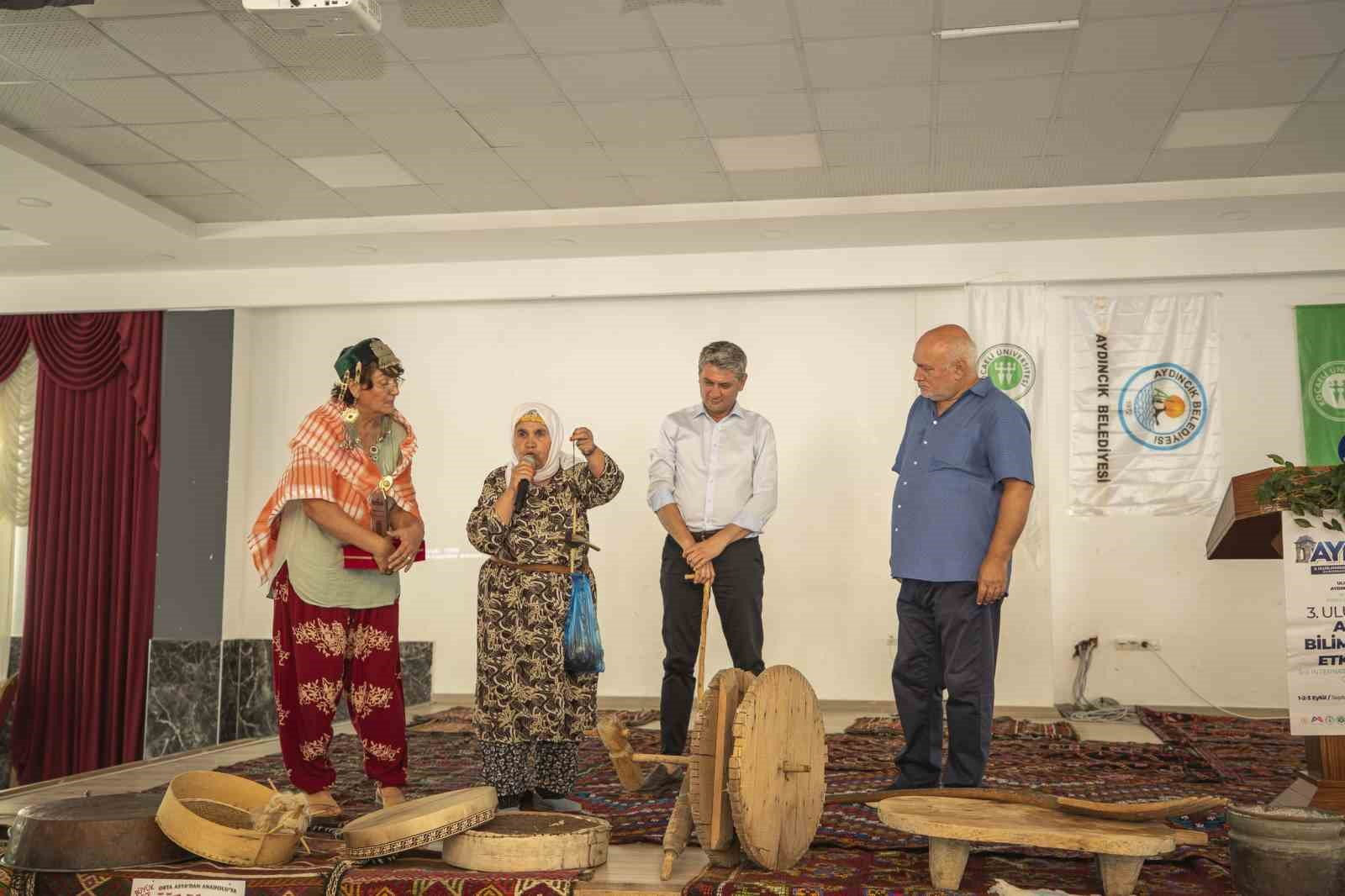 Mersin’de bilim ve kültür buluşması Yörük göçüyle başladı