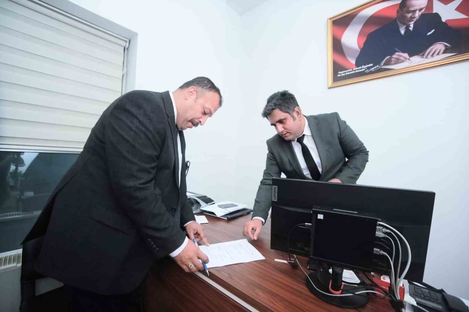 MERSİN ADLİYESİ'NDE YARGI HİZMETLERİNİN DAHA ETKİN, HIZLI VE ERİŞİLEBİLİR ŞEKİLDE SUNULMASINA KATKI SAĞLAMAK AMACIYLA OLUŞTURULAN YARGI HİZMETLERİNİN ETKİNLİĞİ BÜROSU HİZMETE ALINDI.