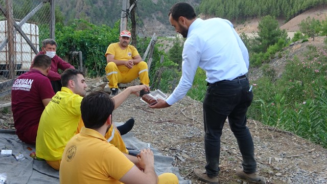 Alevlere kafa tutan yeşil vatan savaşçıları