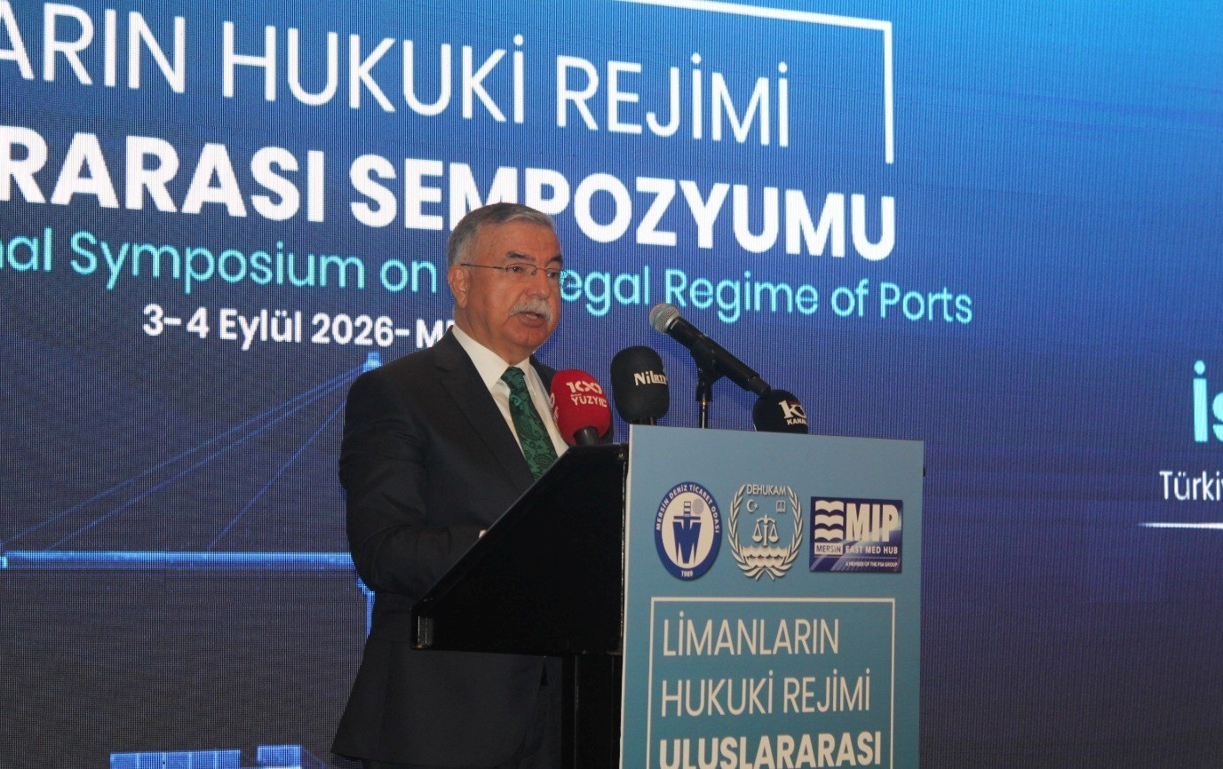 TBMM 26. BAŞKANI İSMET YILMAZ İSE LİMANLARIN TÜRKİYE’NİN TİCARET VE LOJİSTİK ALTYAPISINDAKİ STRATEJİK KONUMUNA DİKKAT ÇEKTİ