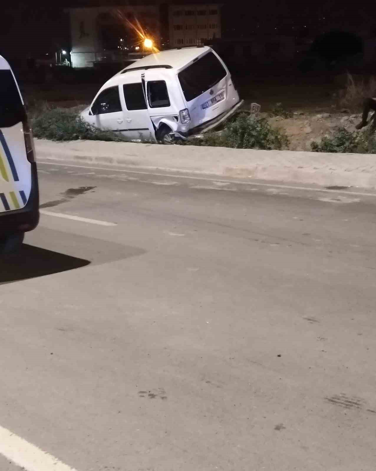 Osmaniye’de iki araç çarpıştı: 3 yaralı