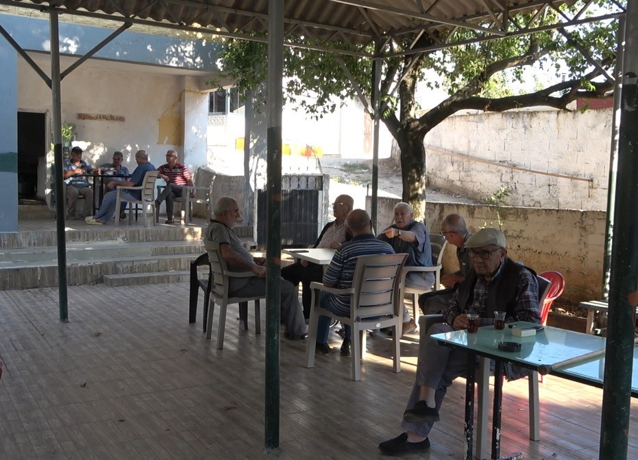 ALMANPINARI YAYLASI TEMİZ VE SERİN HAVASIYLA ZİYARETÇİLERİNİ AĞIRLIYOR