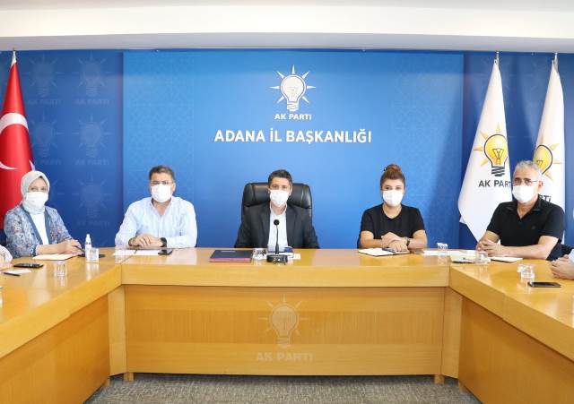 AK PARTİ'DEN YENİ ÜYELİK SEFERBERLİĞİ
