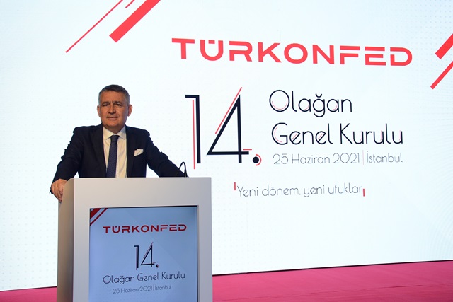 “YENİDEN ‘BİZ OLMAK’ İÇİN HUKUKU BAŞTAN AŞAĞI YENİLEMELİYİZ”