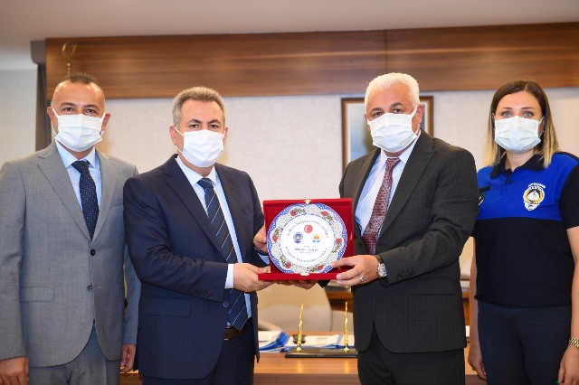 ZABITA DAİRE BAŞKANLIĞINDAN VALİ ELBAN’A “195.YIL” ZİYARETİ