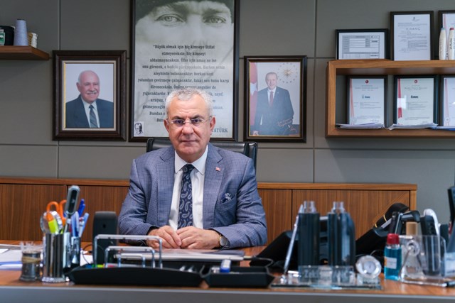 KIVANÇ: “ADANA AYNI YIL İÇİNDE AYLIK İHRACAT REKORUNU YENİLEDİ”