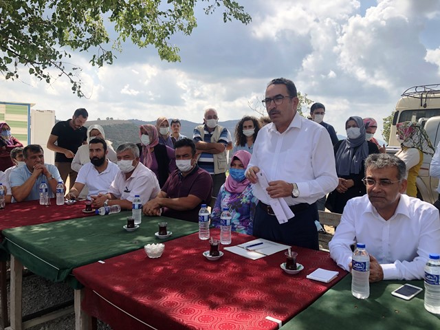 Kozan'daki yangın mağduru ailelere evleri 1 yıl içinde teslim edilecek